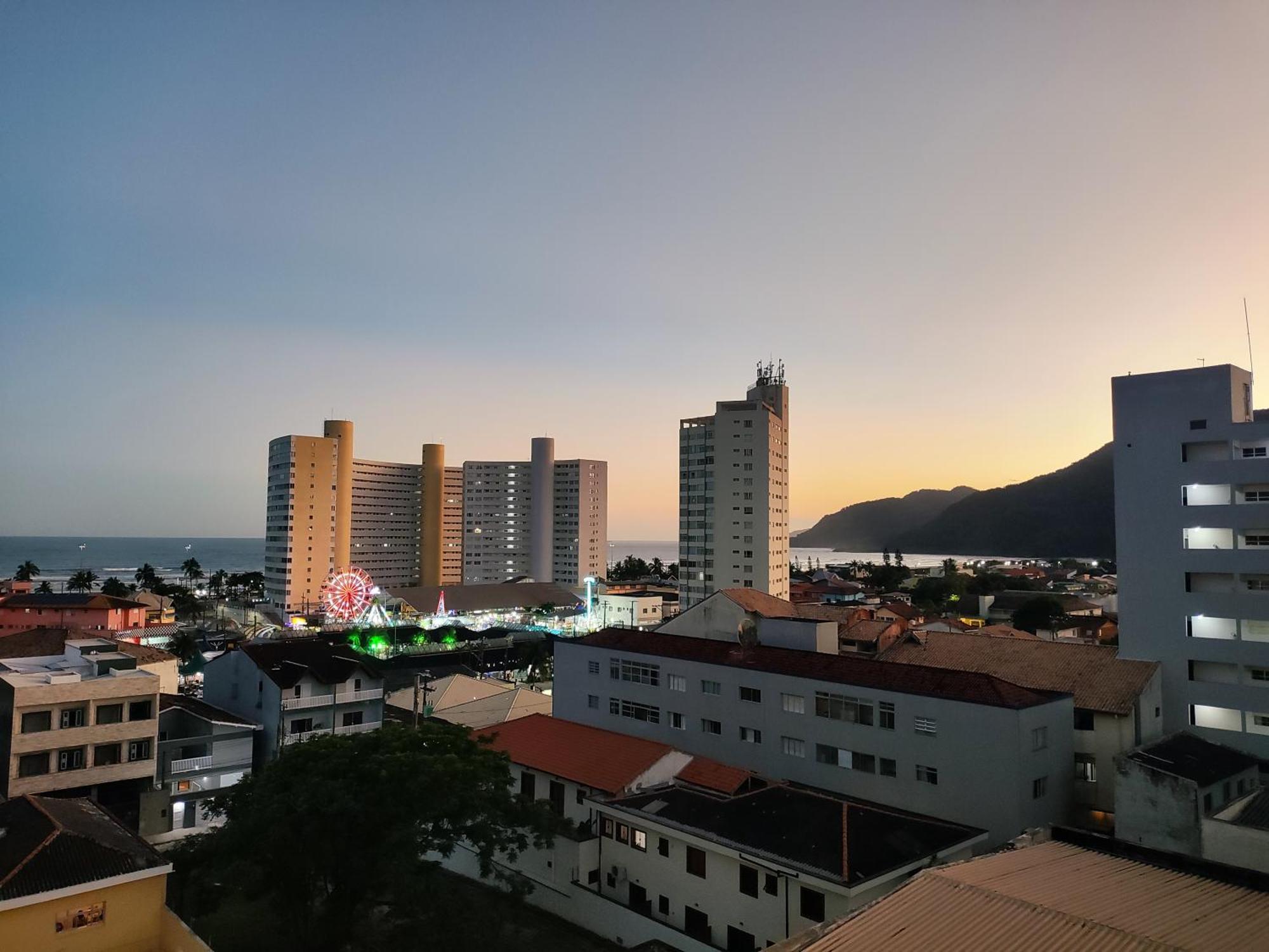 Apartamento Inteiro Em Peruibe No Centro, Prox A Praia Kültér fotó